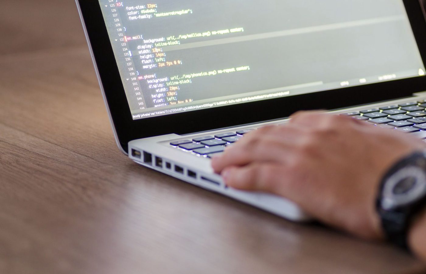 Guide pour implémenter les balises Schema et JSON‑LD pour le SEO