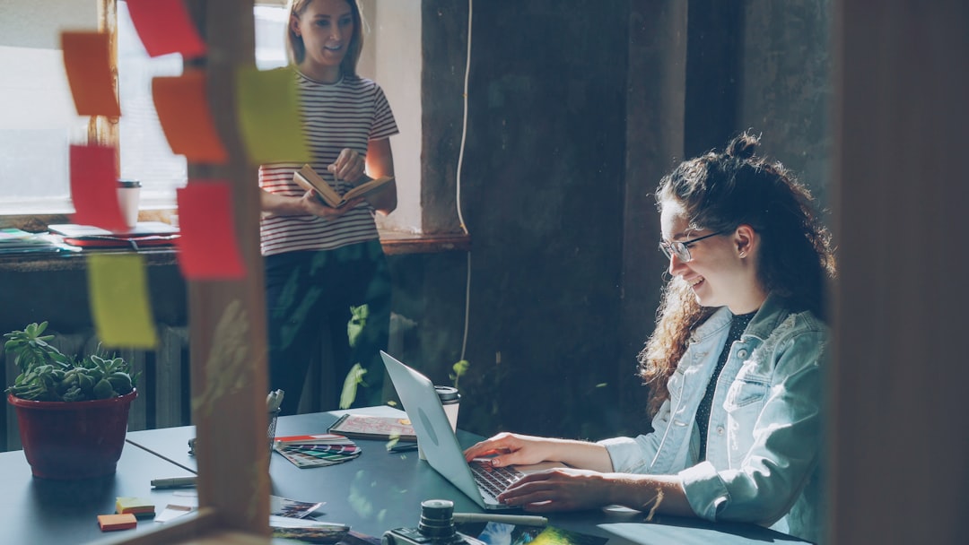 Semrush ou Ahrefs : quel outil pour la recherche de mots-clés