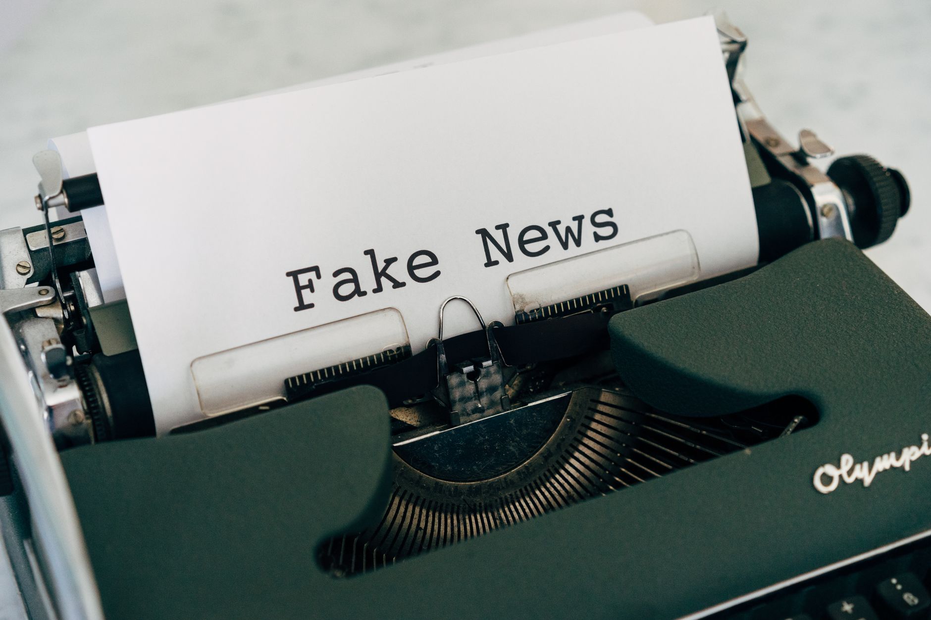 Faux avis : comment protéger l'image de votre entreprise dès maintenant ?