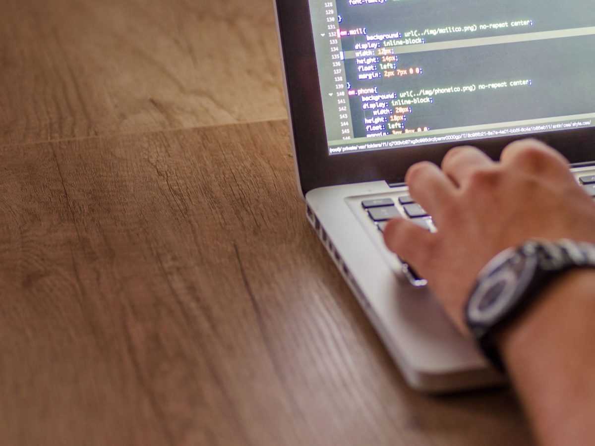 Créer un site web pas cher : les bons réflexes techniques